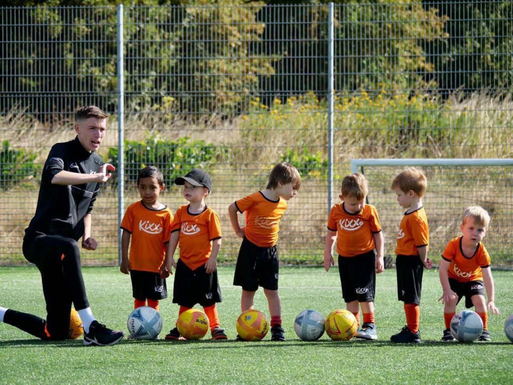 Football Lessons for Children Kixx